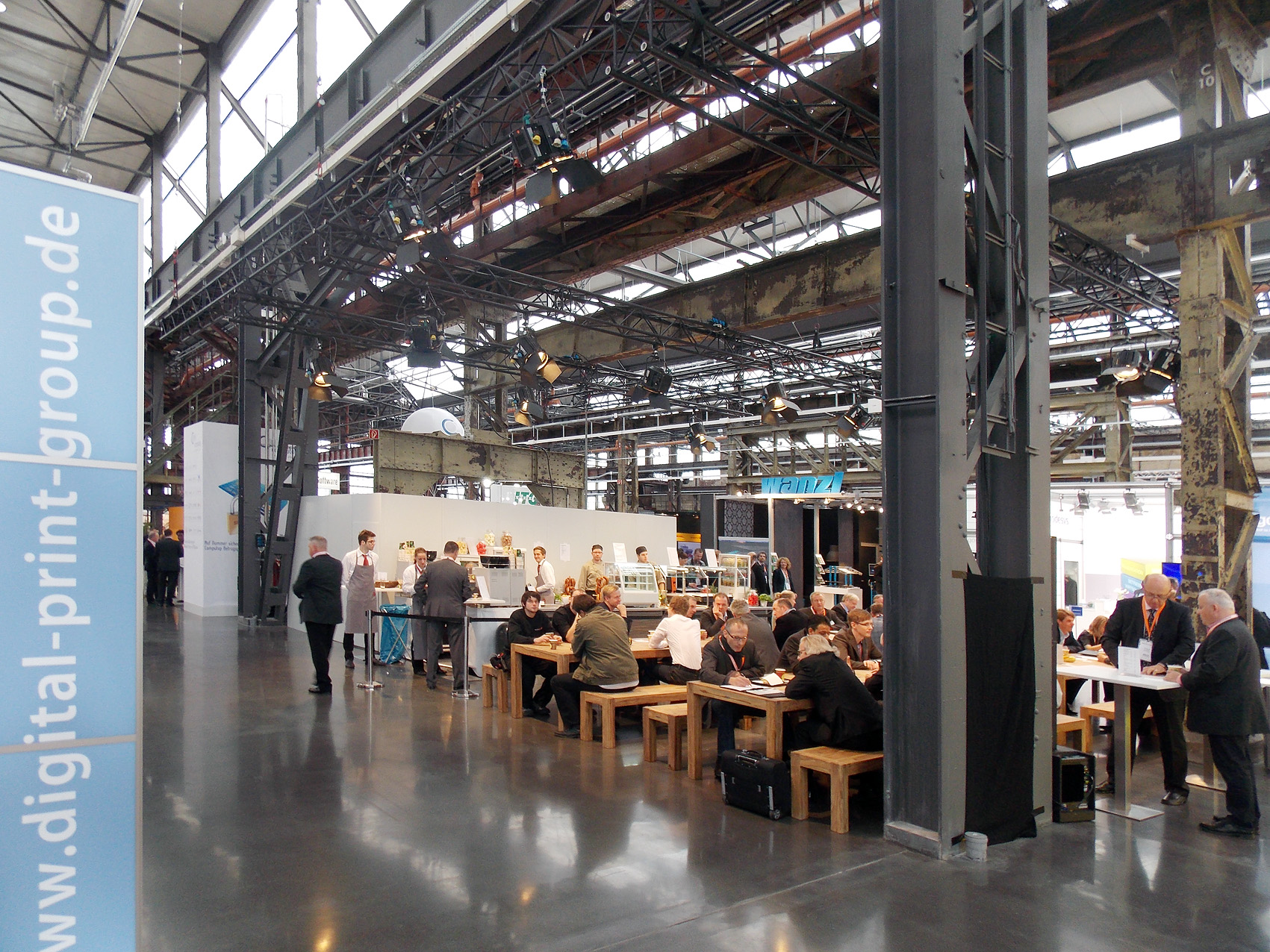 Hoffmann Messebau GmbH Schmiedehalle Broich Catering Area   Neocom 2013